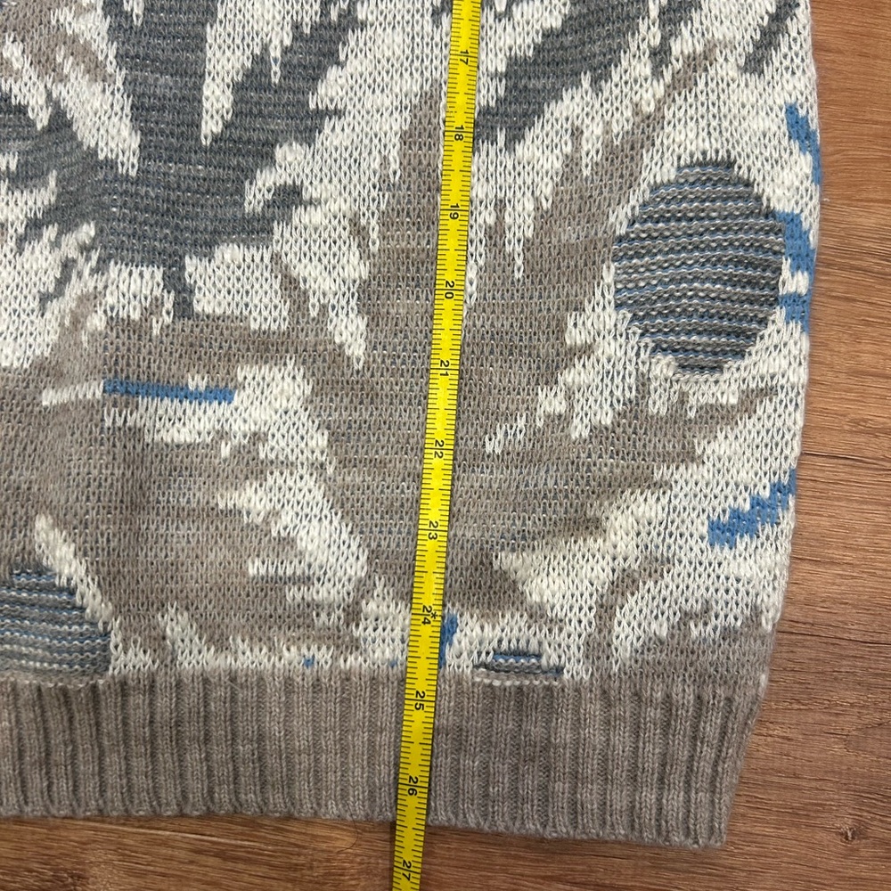 Vintage Leaf Patterned Sweater - image 7